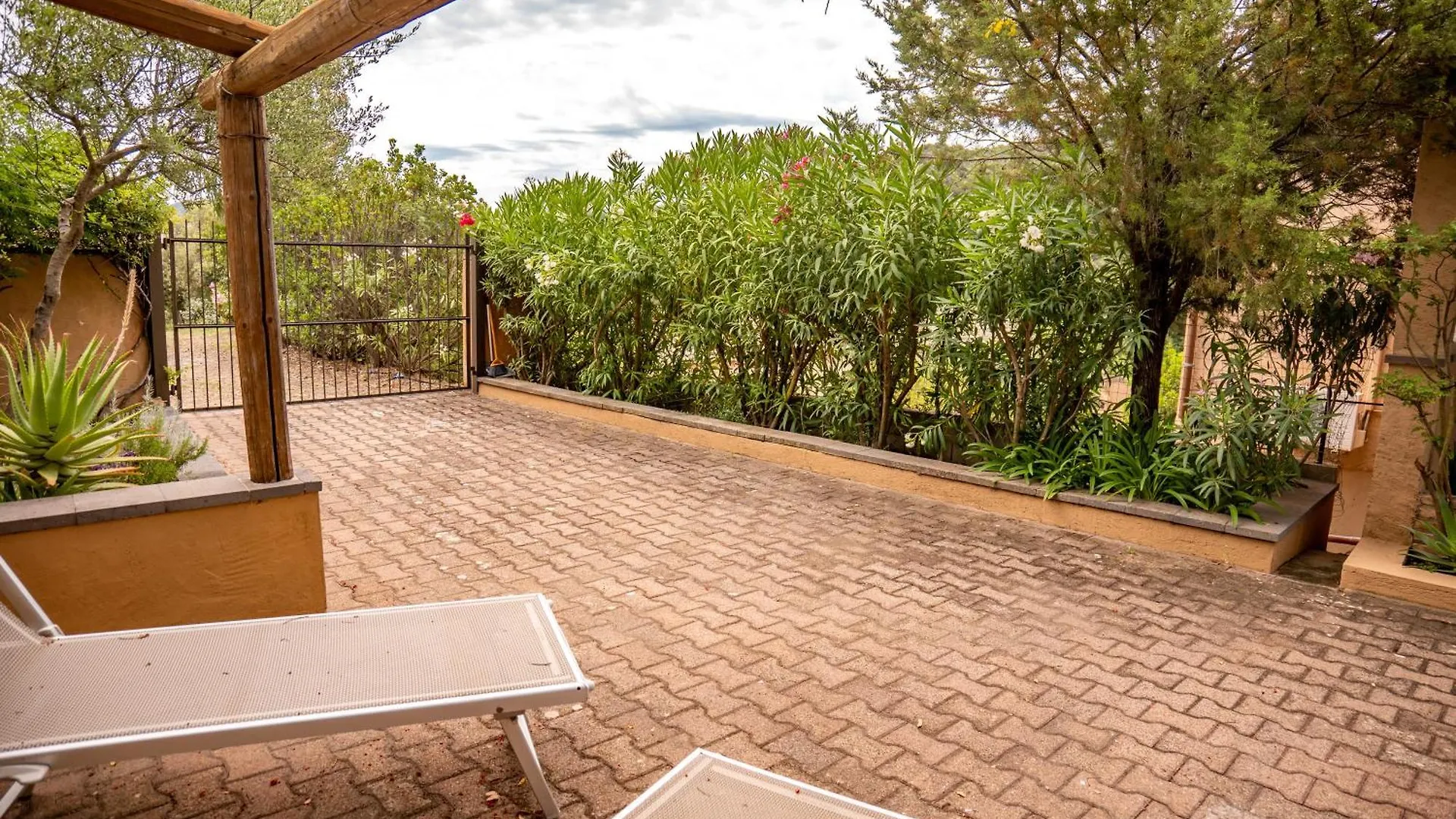 Il Casale Villa Teulada 0*,